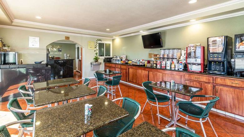 <b>Rodeway Inn Barstow Route 66 Restaurant</b>. Images powered by <a href="https://iceportal.shijigroup.com/" title="IcePortal" target="_blank">IcePortal</a>.