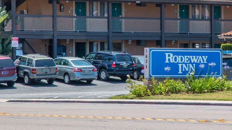 Rodeway Inn Exterior