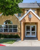 Econo Lodge Santa Rosa South