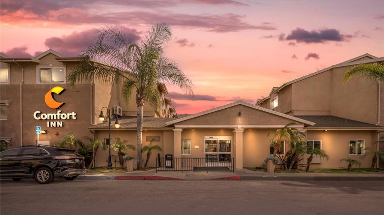 <b>Comfort Inn Cockatoo near LAX Airport Exterior</b>. Images powered by <a href="https://iceportal.shijigroup.com/" title="IcePortal" target="_blank">IcePortal</a>.