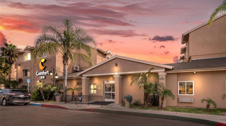 <b>Comfort Inn Cockatoo near LAX Airport Exterior</b>. Images powered by <a href="https://iceportal.shijigroup.com/" title="IcePortal" target="_blank">IcePortal</a>.