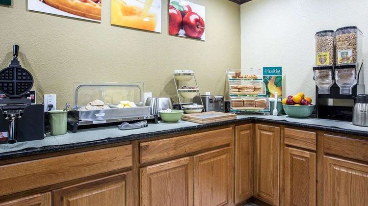 Quality Inn San Diego I-5 Naval Base Restaurant