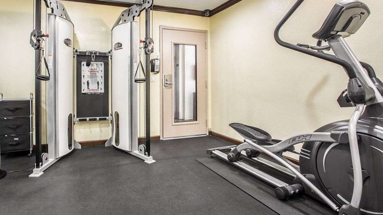 Quality Inn San Diego I-5 Naval Base Health