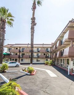 Quality Inn San Diego I-5 Naval Base