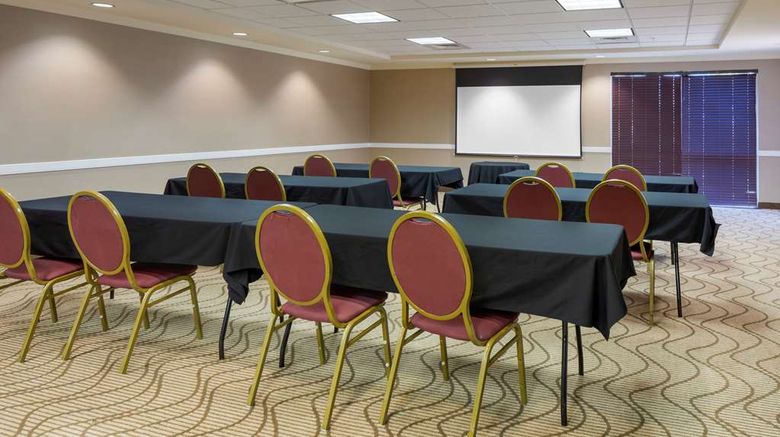 <b>Comfort Suites Ontario Convention Center Meeting</b>. Images powered by <a href="https://iceportal.shijigroup.com/" title="IcePortal" target="_blank">IcePortal</a>.