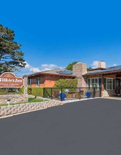 The Wilkie's Inn by Clarion Collection