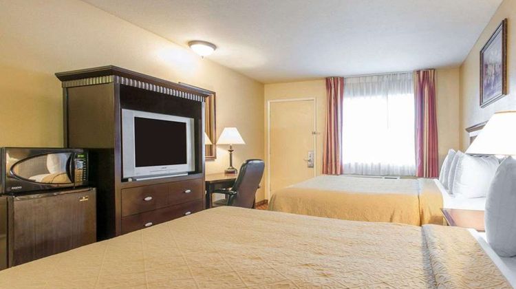 Quality Inn San Bernardino Room