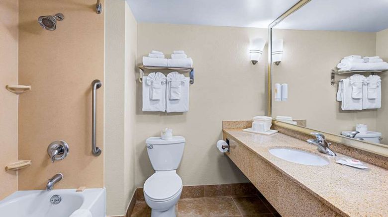 <b>Comfort Suites Vacaville Room</b>. Images powered by <a href="https://iceportal.shijigroup.com/" title="IcePortal" target="_blank">IcePortal</a>.