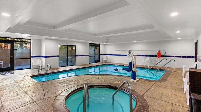 <b>Comfort Suites Vacaville Pool</b>. Images powered by <a href="https://iceportal.shijigroup.com/" title="IcePortal" target="_blank">IcePortal</a>.