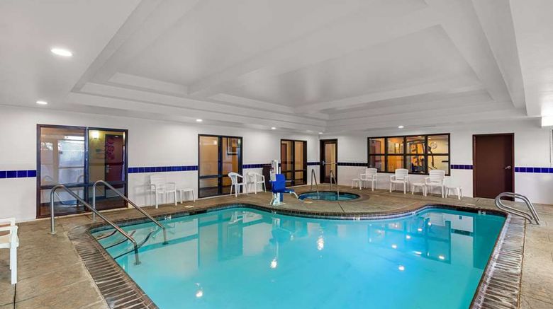<b>Comfort Suites Vacaville Pool</b>. Images powered by <a href="https://iceportal.shijigroup.com/" title="IcePortal" target="_blank">IcePortal</a>.