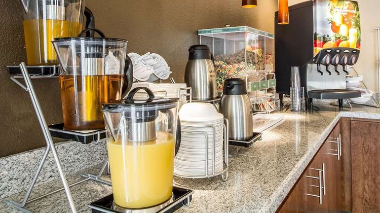 Comfort Suites Woodland Restaurant