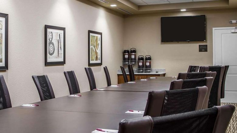 <b>Comfort Suites Woodland Meeting</b>. Images powered by <a href="https://iceportal.shijigroup.com/" title="IcePortal" target="_blank">IcePortal</a>.