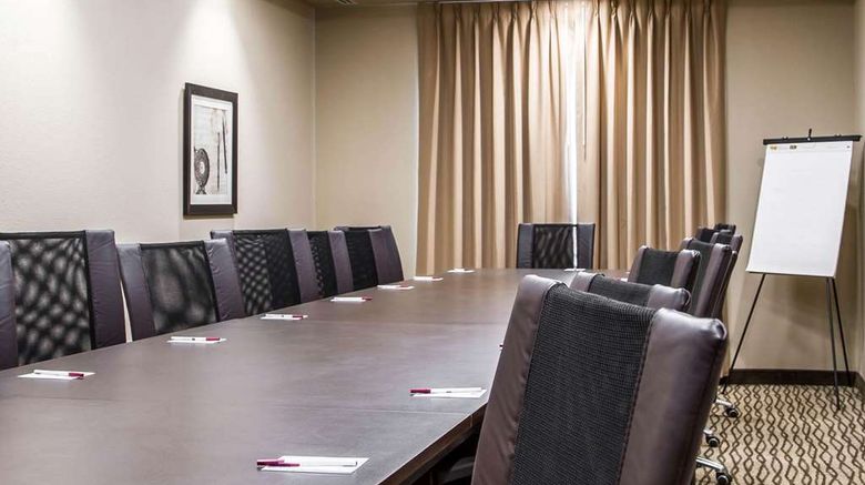 <b>Comfort Suites Woodland Meeting</b>. Images powered by <a href="https://iceportal.shijigroup.com/" title="IcePortal" target="_blank">IcePortal</a>.