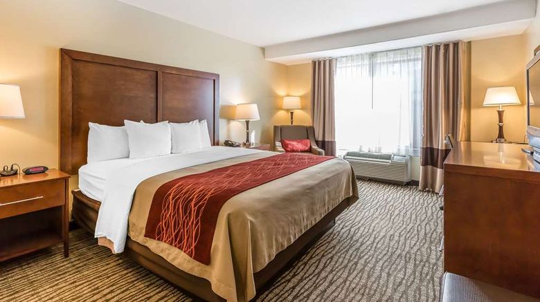 <b>Comfort Inn Near Fairplex Room</b>. Images powered by <a href="https://iceportal.shijigroup.com/" title="IcePortal" target="_blank">IcePortal</a>.