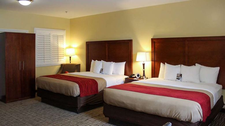 <b>Comfort Inn Near Fairplex Suite</b>. Images powered by <a href="https://iceportal.shijigroup.com/" title="IcePortal" target="_blank">IcePortal</a>.
