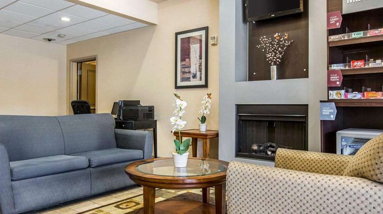 <b>Comfort Suites Near Industry Hills Expo Lobby</b>. Images powered by <a href="https://iceportal.shijigroup.com/" title="IcePortal" target="_blank">IcePortal</a>.