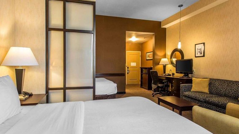 <b>Comfort Suites Near Industry Hills Expo Suite</b>. Images powered by <a href="https://iceportal.shijigroup.com/" title="IcePortal" target="_blank">IcePortal</a>.
