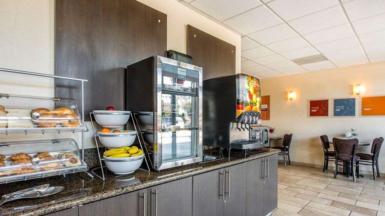 <b>Comfort Suites Near Industry Hills Expo Restaurant</b>. Images powered by <a href="https://iceportal.shijigroup.com/" title="IcePortal" target="_blank">IcePortal</a>.