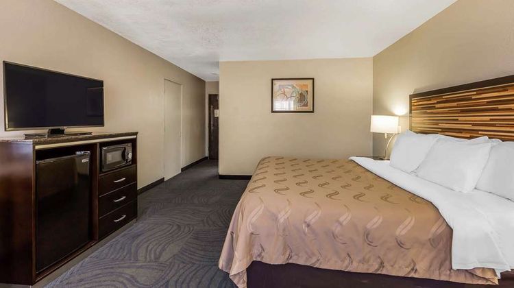 Quality Inn Fallbrook I-15 Room