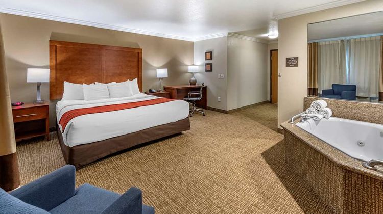 Comfort Inn Fontana Suite
