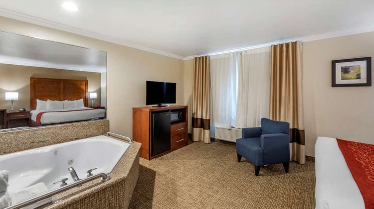 Comfort Inn Fontana Suite