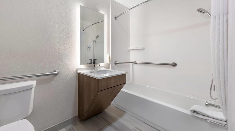 Comfort Inn Fontana Room