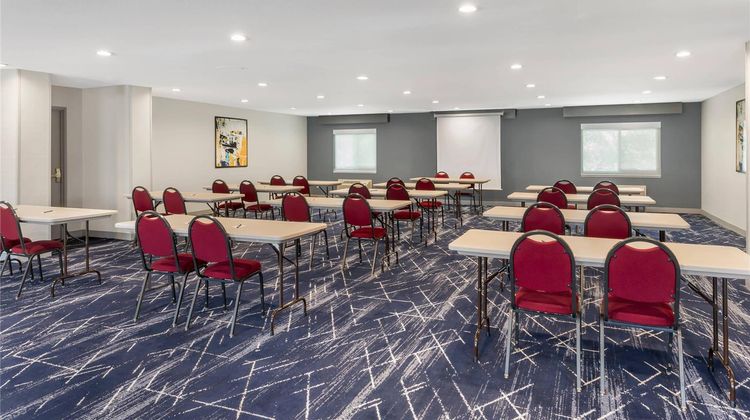 Comfort Inn Fontana Meeting