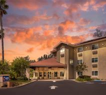 Comfort Inn Fontana Exterior