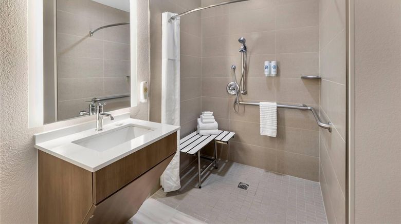 <b>Comfort Inn Fontana Room</b>. Images powered by <a href="https://iceportal.shijigroup.com/" title="IcePortal" target="_blank">IcePortal</a>.