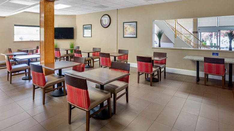 <b>Comfort Inn & Suites Sunnyvale Silicon Restaurant</b>. Images powered by <a href="https://iceportal.shijigroup.com/" title="IcePortal" target="_blank">IcePortal</a>.
