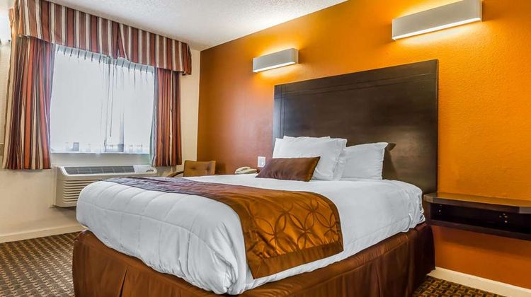 Rodeway Inn Wine Country Room