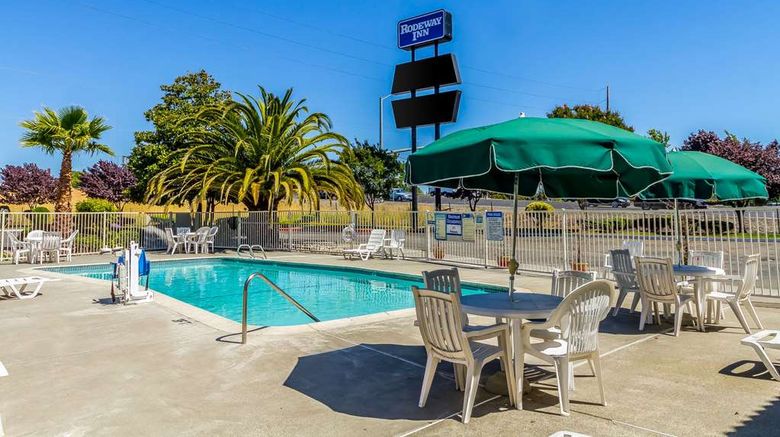 <b>Rodeway Inn Wine Country Pool</b>. Images powered by <a href="https://iceportal.shijigroup.com/" title="IcePortal" target="_blank">IcePortal</a>.