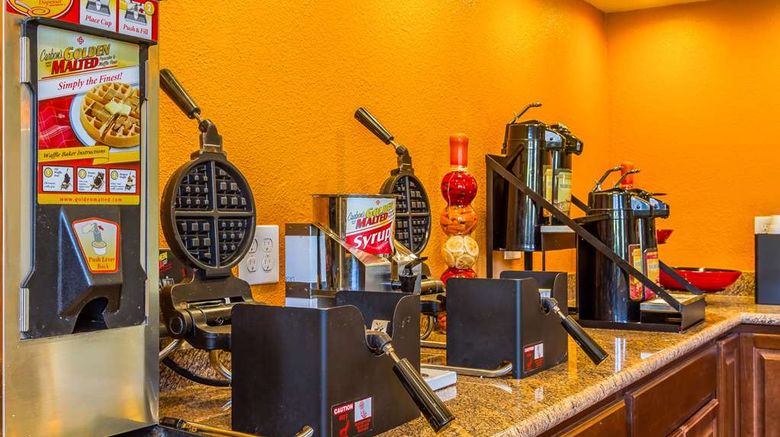 <b>Rodeway Inn Wine Country Restaurant</b>. Images powered by <a href="https://iceportal.shijigroup.com/" title="IcePortal" target="_blank">IcePortal</a>.