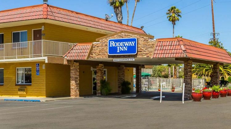 Rodeway Inn Wine Country Exterior