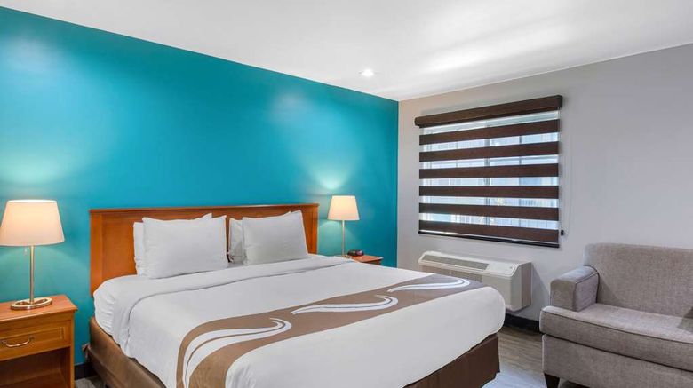 <b>Quality Inn Near Hollywood Walk of Fame Room</b>. Images powered by <a href="https://iceportal.shijigroup.com/" title="IcePortal" target="_blank">IcePortal</a>.