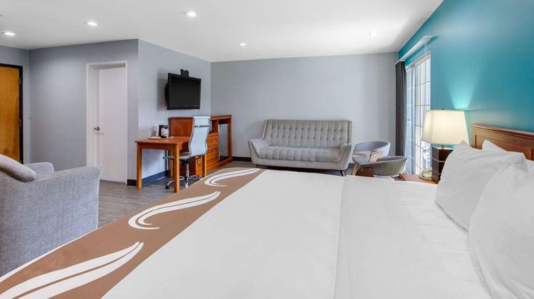 <b>Quality Inn Near Hollywood Walk of Fame Suite</b>. Images powered by <a href="https://iceportal.shijigroup.com/" title="IcePortal" target="_blank">IcePortal</a>.