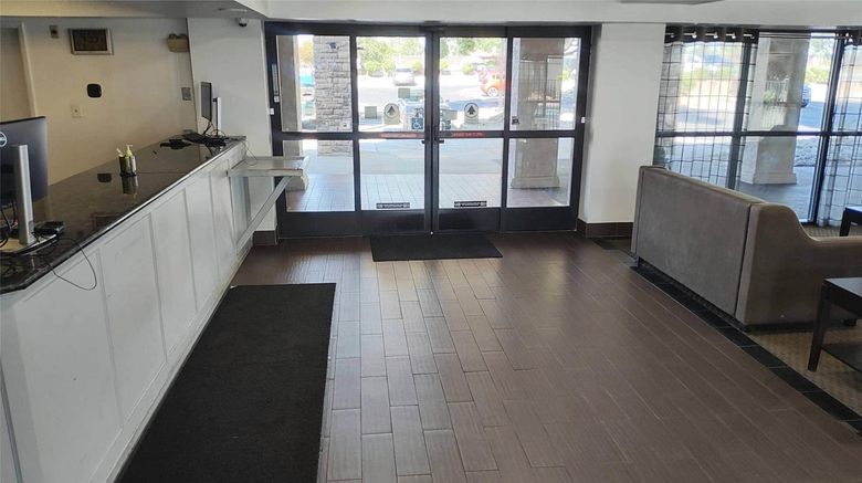 <b>Rancho Cordova Inn Lobby</b>. Images powered by <a href="https://iceportal.shijigroup.com/" title="IcePortal" target="_blank">IcePortal</a>.