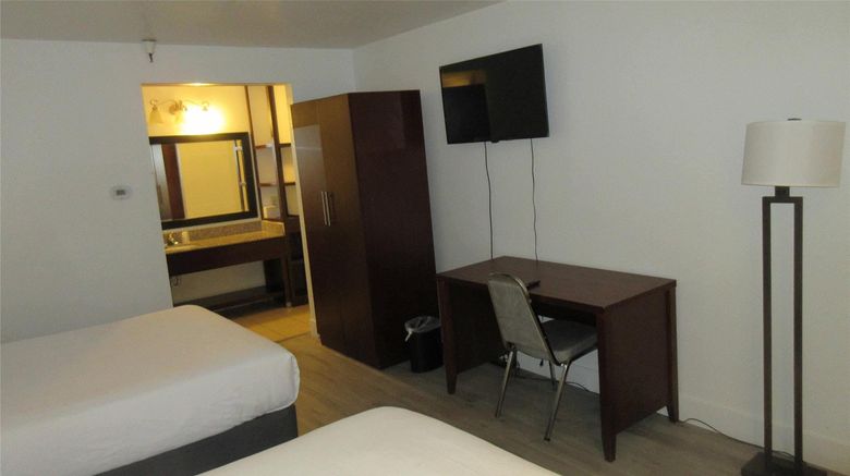 <b>Rancho Cordova Inn Room</b>. Images powered by <a href="https://iceportal.shijigroup.com/" title="IcePortal" target="_blank">IcePortal</a>.