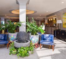 Quality Inn & Suites Montebello Lobby