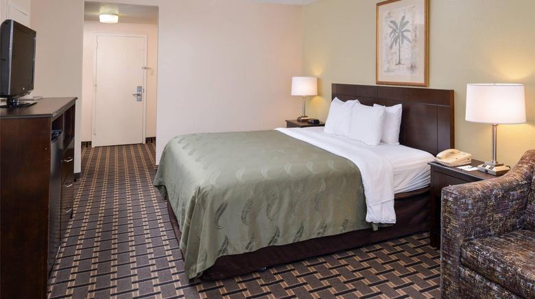 <b>Quality Inn & Suites Montebello Suite</b>. Images powered by <a href="https://iceportal.shijigroup.com/" title="IcePortal" target="_blank">IcePortal</a>.