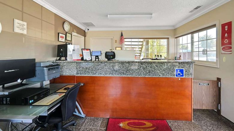 <b>Econo Lodge Woodland Near I-5 Lobby</b>. Images powered by <a href="https://iceportal.shijigroup.com/" title="IcePortal" target="_blank">IcePortal</a>.