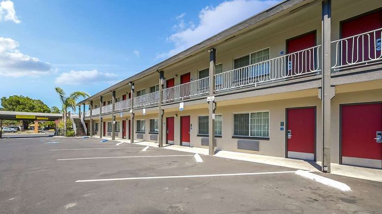 Econo Lodge Other