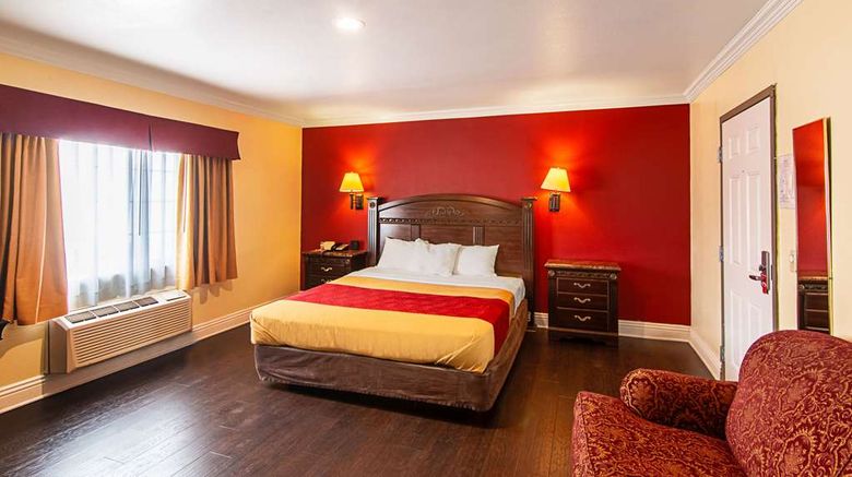 <b>Econo Lodge Long Beach Suite</b>. Images powered by <a href="https://iceportal.shijigroup.com/" title="IcePortal" target="_blank">IcePortal</a>.