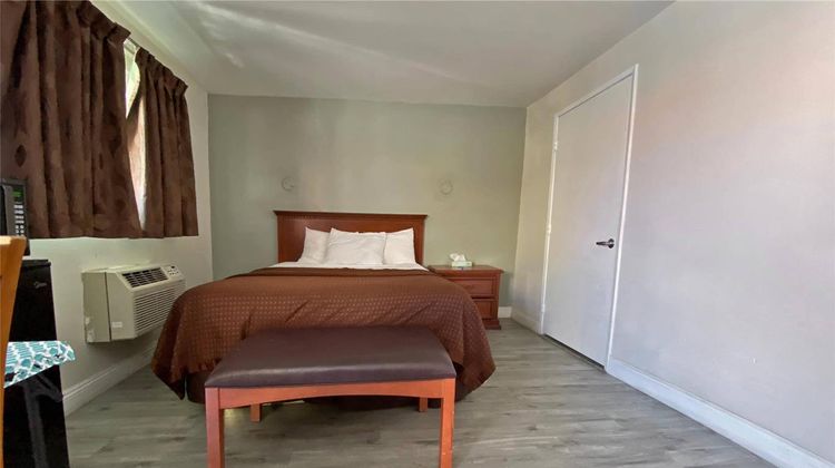 Rodeway Inn Ventura Room