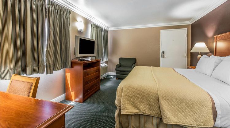Rodeway Inn Ventura Room