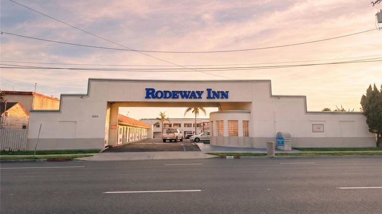 Rodeway Inn Ventura Exterior