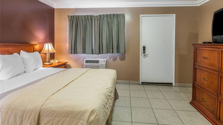 Rodeway Inn Ventura Room