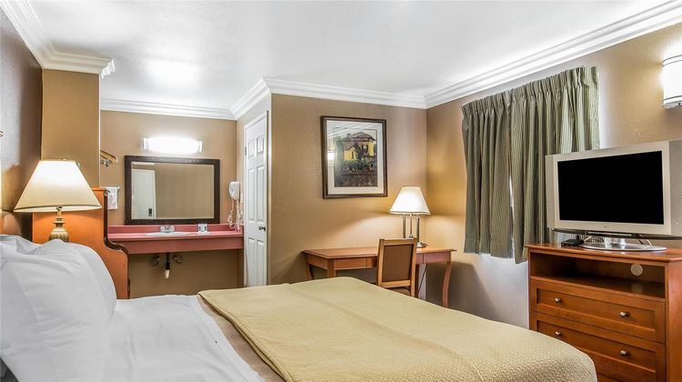 Rodeway Inn Ventura Room