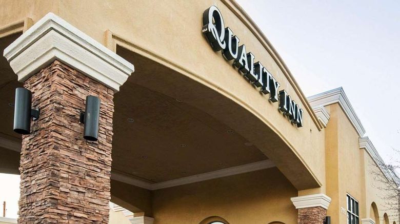 <b>Quality Inn Exterior</b>. Images powered by <a href="https://iceportal.shijigroup.com/" title="IcePortal" target="_blank">IcePortal</a>.