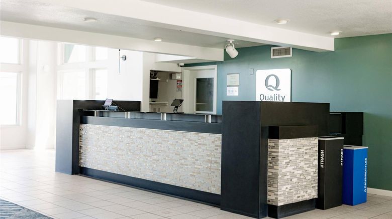 <b>Quality Inn Suites Hotel Lobby</b>. Images powered by <a href="https://iceportal.shijigroup.com/" title="IcePortal" target="_blank">IcePortal</a>.